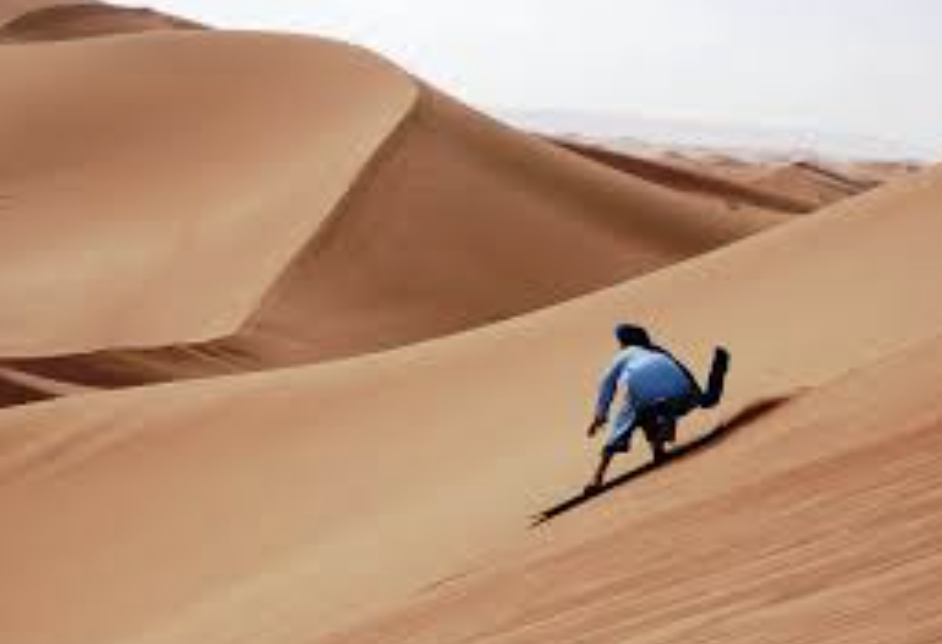 1 Hour Sandboarding Walk Adventure in the Sahara